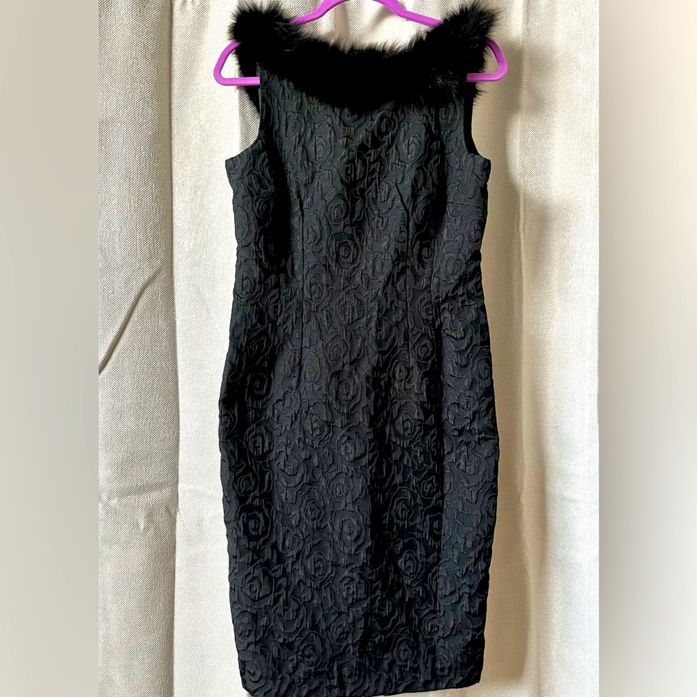 Elegant Taylor women’s midi cocktail dress   Size 10